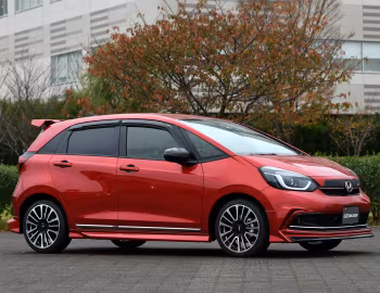 Mugen Honda Fit Luxe '09.2022–pr.