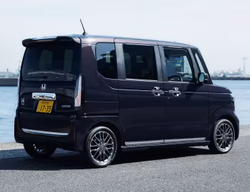 Honda N-BOX Custom '10.2023–26