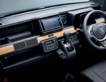 Painel frontal Honda N-Van +Style Cool '07.2018–pr.