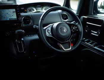Interior Honda N-BOX Custom (JF3/4) '09.2017–12.2020