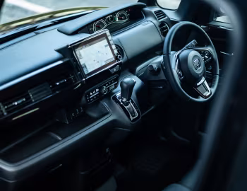 Interior Honda N-BOX Custom (JF3/4) '09.2017–12.2020