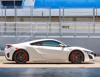 Honda NSX [UK-spec] '2016–21