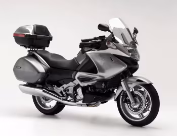 Honda NT700V '2010–н.ч.