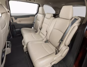 Интерьер 2018–20 Honda Odyssey [North America] '2017–20