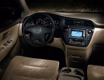 Передня панель 1999–2001 Honda Odyssey EX [North America] (RL1) '1998–2001