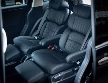Interior Honda Odyssey Absolute [Japan] '11.2020–09.2022