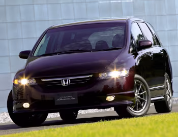 Honda Odyssey Absolute [Japan] (RB1) '10.2003–04.2006