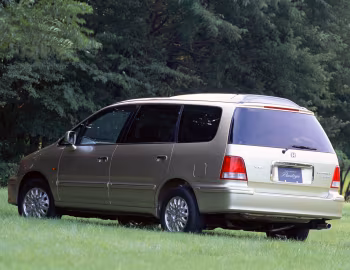 Honda Odyssey Prestige [Japan] (RA5) '10.1997–11.1999