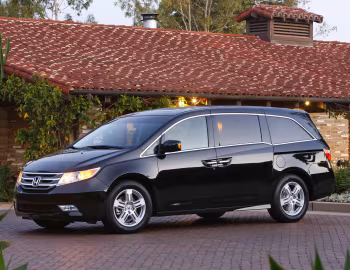2011–13 Honda Odyssey Touring [North America] '2010–13