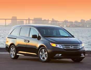 2011–13 Honda Odyssey Touring [North America] '2010–13