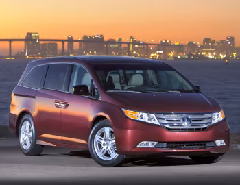 2011–13 Honda Odyssey Touring [North America] '2010–13