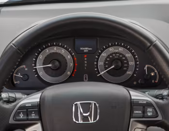 Painel 2014–17 Honda Odyssey [North America] '2013–17