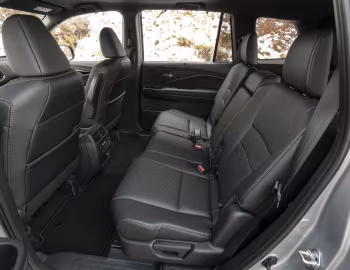 Интерьер 2019–24 Honda Passport [North America] '2019–24