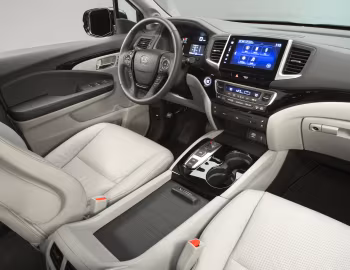 Interior 2016–18 Honda Pilot [North America] '2015–18
