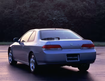 Honda Prelude SiR [Japan] (BB6) '11.1996–2001