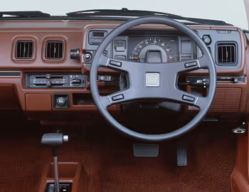 Painel frontal Honda Prelude XE [Japan] (E-SN) '11.1978–10.1979
