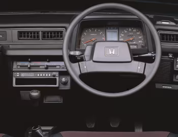 Передня панель Honda Quint TS '1981–85