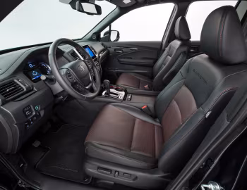 Interior 2017–20 Honda Ridgeline "Black Edition" [North America] '2016–20