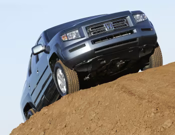 2006–08 Honda Ridgeline RTS [North America] '2005–08