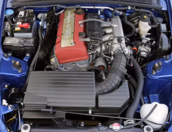 Sob o capô 2004–09 Honda S2000 [North America] (AP2) '2003–09