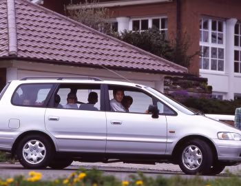 Honda Shuttle [UK-spec] '1995–2000