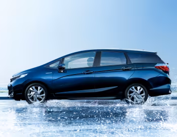 Honda Shuttle Hybrid '05.2015–05.2019