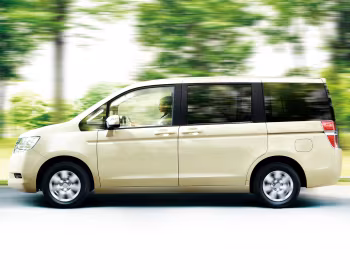 Honda StepWGN (RK1) '10.2009–04.2012