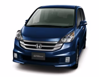 Honda StepWGN Spada (RG1) '11.2007–10.2009