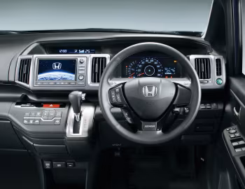 Передня панель Honda StepWGN Spada (RK1) '10.2009–04.2012