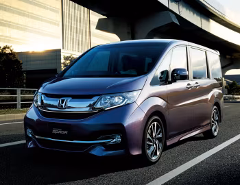 Honda StepWGN Spada '04.2015–08.2017