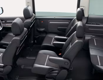 Interior Honda StepWGN Spada '04.2015–08.2017