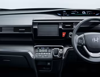 Передня панель Honda StepWGN Spada Hybrid '09.2017–22