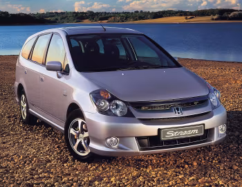 Honda Stream [Worldwide] (RN1) '2004–06