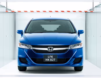 Honda Stream (RN6) '06.2009–05.2014