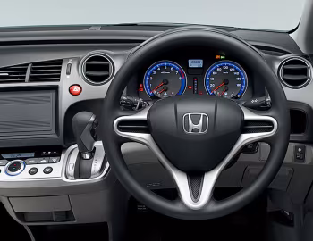 Painel frontal Honda Stream RST (RN6) '06.2009–06.2014