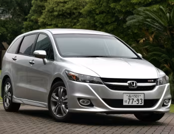 Honda Stream RSZ (RN6) '06.2009–06.2014