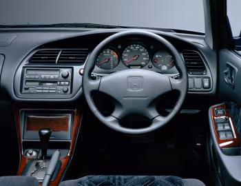Передня панель Honda Torneo SiR (CF4) '09.1997–12.1998