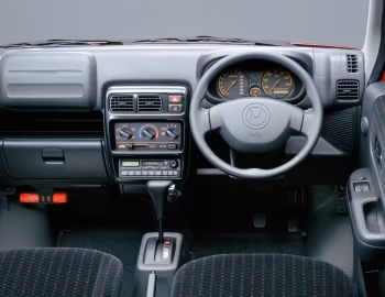 Передня панель Honda Vamos Turbo (HM1) '02.2000–08.2001