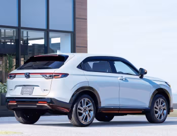 Honda Vezel e:HEV [Japan] '04.2021–24