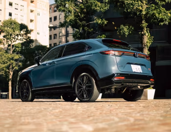 Honda Vezel e:HEV RS [Japan] '2025–н.ч.