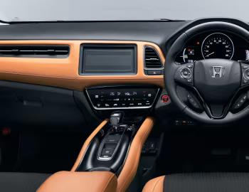 Передня панель Honda Vezel Hybrid Z [Japan] '02.2018–03.2021