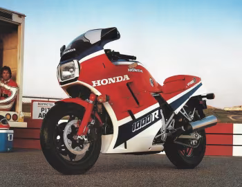 Honda VF1000R '1984–04.1985