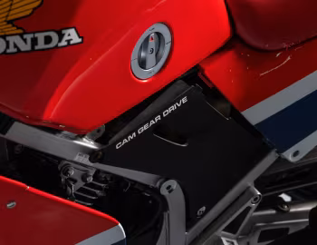 Honda VF1000R '1984–04.1985