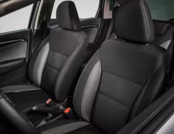Интерьер Honda WR-V '2017–20