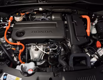 Під капотом Honda ZR-V e:HEV LX [Australia] '2023–26