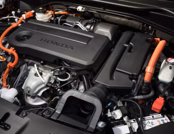 Sob o capô Honda ZR-V e:HEV LX [Australia] '2023–26