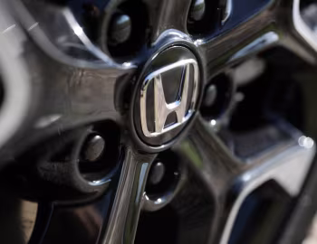 Honda ZR-V e:HEV LX [Australia] '2023–26