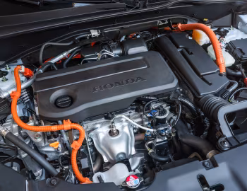 Під капотом Honda ZR-V e:HEV Advance [EU-spec] '2023–н.ч.