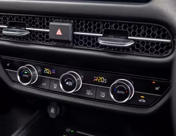 Interior Honda ZR-V e:HEV Advance [UK-spec] '2023–pr.
