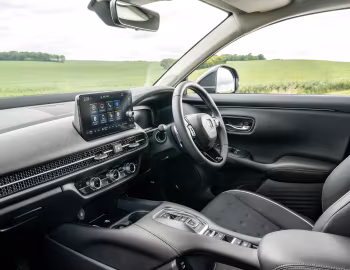 Interior Honda ZR-V e:HEV Sport [UK-spec] '2023–pr.